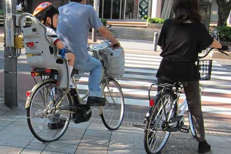 安心、安全な子供乗せ車の選び方